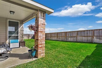 142 Dina Ln in Montgomery, TX - Building Photo - Building Photo