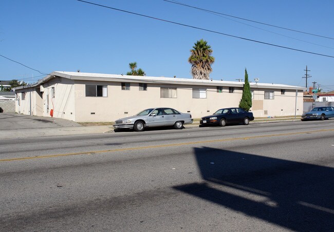 4802 W 141st St in Hawthorne, CA - Building Photo - Building Photo