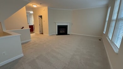 306 Bally Shannon Way in Apex, NC - Building Photo - Building Photo