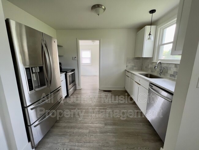 1013 Chadwell Dr in Nashville, TN - Building Photo - Building Photo