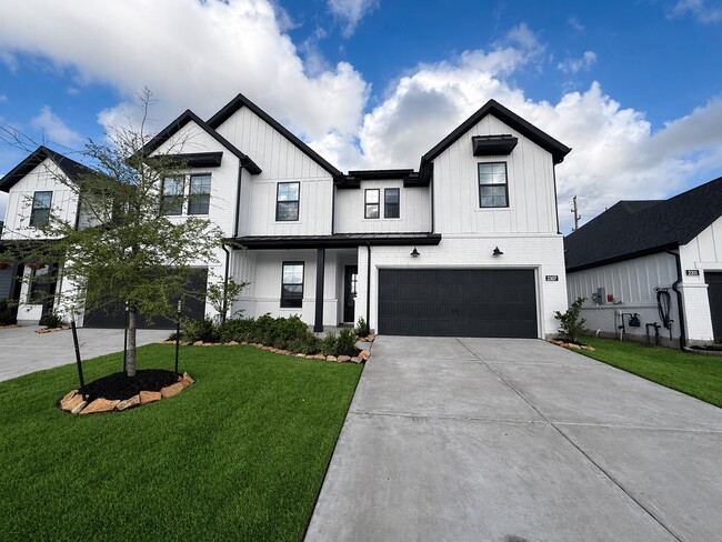 property at 2307 Birch View Ln