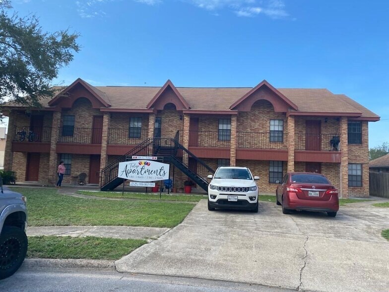 416 E Tulip Ave, Unit 3 in McAllen, TX - Building Photo