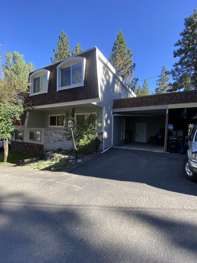 property at 109 Gold Hill Rd