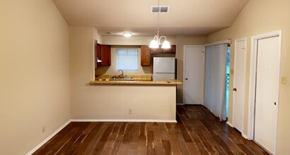 3329 Country View in Schertz, TX - Building Photo - Building Photo