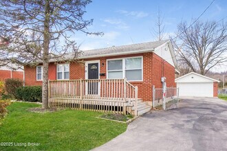 9412 Titan Dr in Louisville, KY - Building Photo - Building Photo