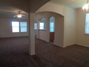 15146 Diamond Way in Baytown, TX - Building Photo - Building Photo