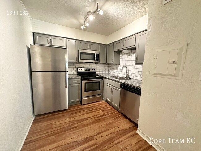 property at 3618 Warwick Blvd