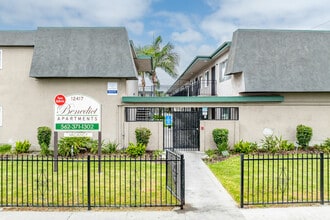 12417 Benedict Ave. in Downey, CA - Building Photo - Building Photo