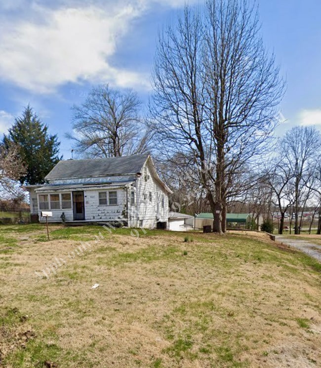 property at 9603 East 35th St S