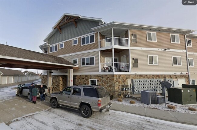 2821 Ithaca Dr in Bismarck, ND - Building Photo - Building Photo
