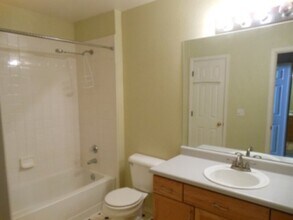 1885 S Quebec Way in Denver, CO - Building Photo - Building Photo