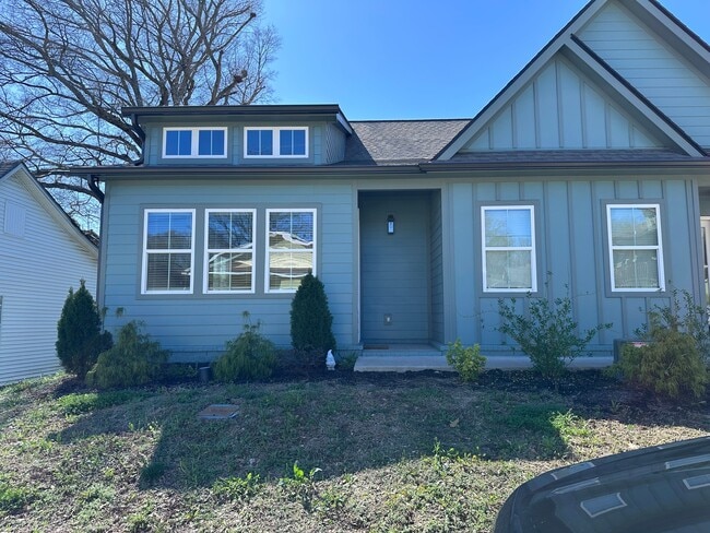 136 McCowat St, Unit A