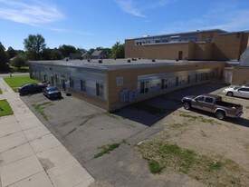 Crookston 11 Plex in Crookston, MN - Building Photo
