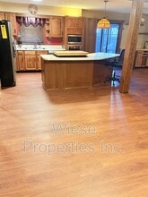 509 Wingate Dr in Sherman, IL - Building Photo - Building Photo