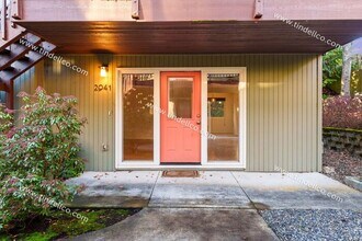 2941 SW Miles St in Portland, OR - Building Photo - Building Photo