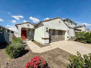 3372 W Stanton Ave in Mesa, AZ - Building Photo - Building Photo