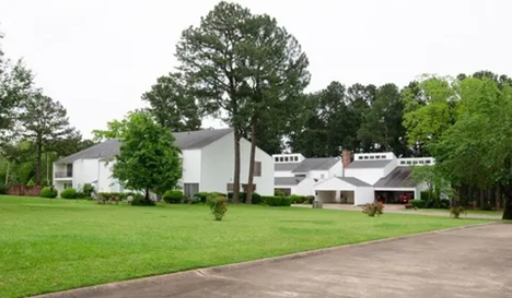 1420 Accomac Pl in Texarkana, AR - Foto de edificio - Building Photo