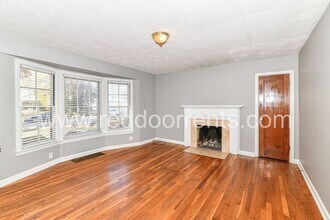 125 E 49th St in Indianapolis, IN - Building Photo - Building Photo