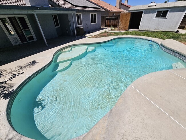 5400 Sugar Pine Dr