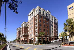 Bee Street Lofts Apartments