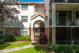 Grand Marquis Condominium Homes in Plantation, FL - Foto de edificio - Building Photo
