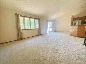 13438 70th Pl N in Osseo, MN - Building Photo - Building Photo