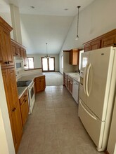 2016 Lake Dr in Northfield, MN - Building Photo - Building Photo