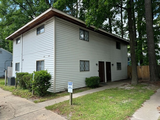 715 S Rosemont Rd
