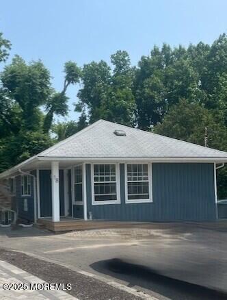 property at 18 Caribbean Ct