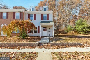 2523 Devonshire Ct in Lansdale, PA - Building Photo