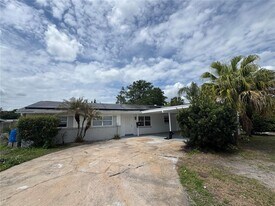 1589 Viburnum Ln in Winter Park, FL - Building Photo