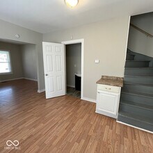 2009 Westview Dr in Indianapolis, IN - Building Photo - Building Photo