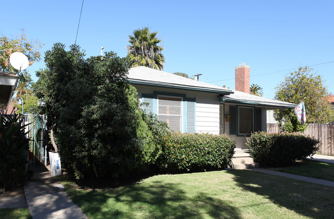 341 G St in Chula Vista, CA - Foto de edificio - Building Photo