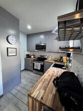 1417 Avon Ln in North Lauderdale, FL - Building Photo - Building Photo