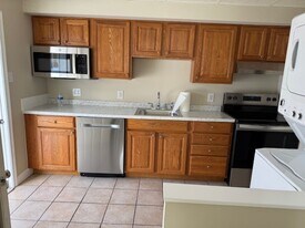 4 W Garrison St, Unit 4 West Garrison in Bethlehem, PA - Building Photo