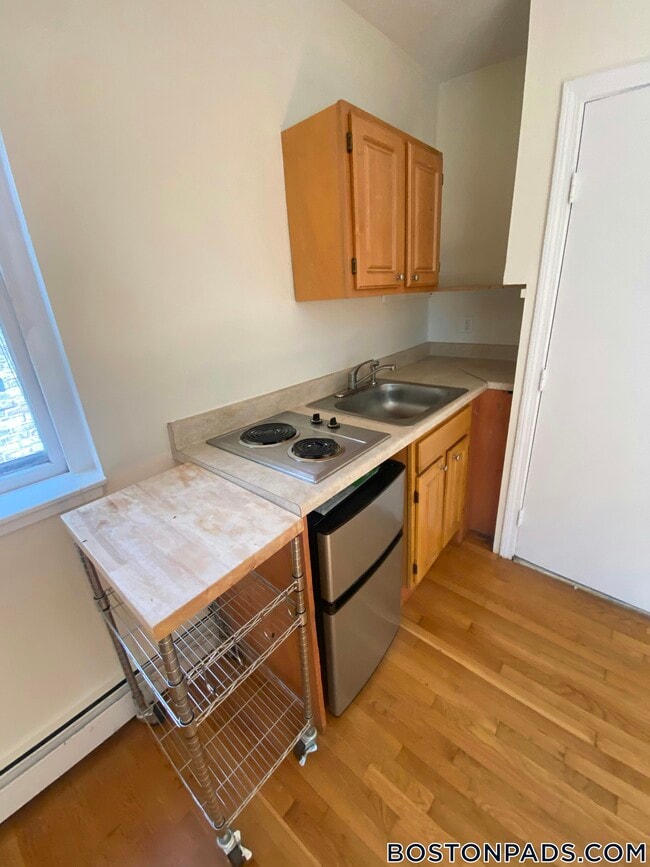 53 S Huntington Ave