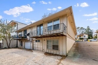 4717-4719 MERCIER in Kansas City, MO - Foto de edificio - Building Photo