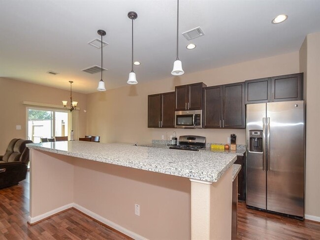 property at 17117 Wilthorne Gardens Ct