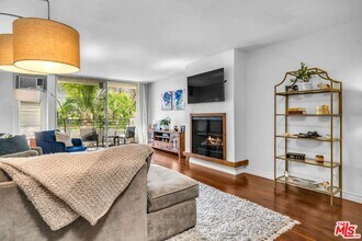 6151 Orange St in Los Angeles, CA - Building Photo - Building Photo