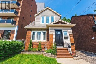 196 Walnut St S in Hamilton, ON - Building Photo