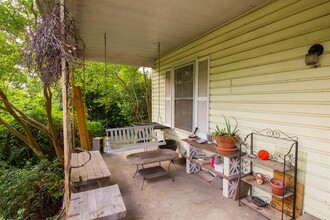2009 Prather Ln in Austin, TX - Building Photo - Building Photo