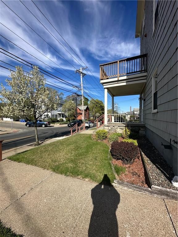 71 Hamlet Ave in Woonsocket, RI - Building Photo - Building Photo