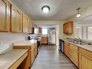 18097 Kinder Oak Dr in Noblesville, IN - Building Photo - Building Photo
