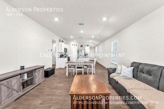4410 Lake Ritter St in Saint Hedwig, TX - Building Photo - Building Photo