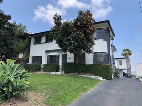 1353-1355 Edgecliffe Dr in Los Angeles, CA - Building Photo - Primary Photo