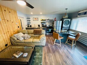 2224 Helen Ave in South Lake Tahoe, CA - Building Photo - Building Photo