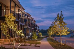 Bungalows on the Lake at Prairie Queen