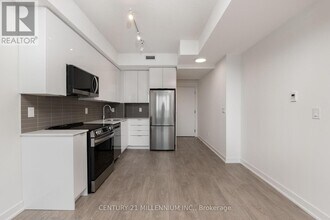 225-225 Malta Ave. in Brampton, ON - Building Photo - Building Photo