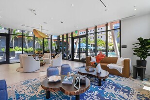 Atlantic Square in Miami, FL - Building Photo