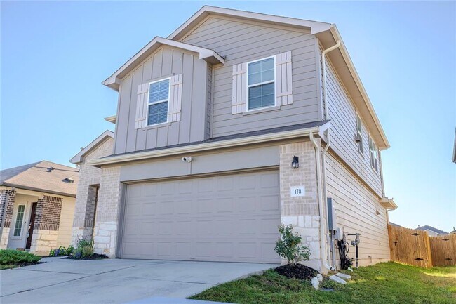 178 Coralbean Dr in Niederwald, TX - Building Photo - Building Photo